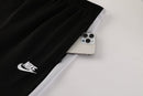 Shop des Spielers, Nike Trainingsanzug, Nike Jacke Schwarz, Nike Hose Weiß, Nike Sportanzug Herren, Fußball Trainingsanzug, Nike Funktionskleidung, Trainingsset Herren Schwarz Weiß, Nike Training, Sportbekleidung, Nike Anzug, Trainingsanzug Herren Schwarz, Nike Lifestyle, Sport-Set Nike.