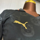 Portugal Sonderedition Pantera Negra 2026 2027 Damen Trikot schwarz gold 1.1 Premium Qualität Shop des Spielers Eusébio Tribute Seleção,Portugal Pantera Negra Trikot, Portugal Sonderedition 2026 Damen, Eusébio Tribute Jersey, Portugal Black Edition Damen, Portugal Trikot schwarz gold, 1.1 Qualität Portugal, Seleção Special Edition, Fußball Geschenk Damen exklusiv, Portugal Damen Trikot limitiert.