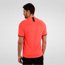 Shop des Spielers, PSG Auswärtstrikot 2019, PSG Trikot Orange, PSG Retro Trikot, Paris Saint-Germain 2019/20, PSG Auswärtstrikot 19/20, Fußball Retro Trikot, PSG Fan-Version, PSG Orange Jersey, PSG Rarität, Fußballtrikot Frankreich, Ligue 1 Trikot, PSG Sammlerstück, Shop des Spielers Paris.