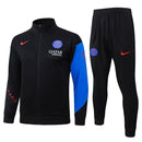 Offizieller PSG Trainingsanzug 25/26 Jacke und Hose in Schwarz mit blauen Details.