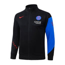 Offizielle PSG Trainingsjacke 25/26 in Schwarz und Blau, Ansicht von vorne.