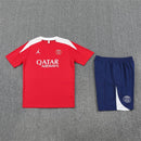 Shop des Spielers, PSG Trainings-Set 25/26, PSG Trikot Rot, PSG Shorts Dunkelblau, Fußball Trainingsset Paris Saint-Germain, PSG Kollektion 2026, Trainings-Kit 2025, Sportbekleidung PSG, Trainingsanzug Herren Rot Blau, PSG Fan-Shop, Paris Saint-Germain Training 2026, Fußball-Fanartikel.
