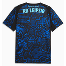 RB Leipzig Sonderedition Trikot 2026 2027 Herren 1.1 Premium Qualität Shop des Spielers RBL Special Edition Jersey Die Roten Bullen Bundesliga, RB Leipzig Sonderedition, Leipzig Trikot 2026, RBL Special Jersey, Leipzig Trikot kaufen, 1.1 Qualität Leipzig, RB Leipzig Fan-Version, Bundesliga Sonderedition, RBL Herren Trikot, Roten Bullen Fanartikel.