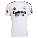 Real Madrid Heimtrikot mit Patches 25/26 Herren Fan - Version - SHOP DES SPIELERS