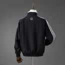 Shop des Spielers, Real Madrid Jacke 2006/07, Real Madrid Retro Jacke, Real Madrid 2006 schwarz gold, Real Madrid Klassiker, Fußball Retro Jacke, Real Madrid Fan-Artikel, Real Madrid Kleidung, Vintage Real Madrid, Galacticos Retro, Fußball-Shop Deutschland, Real Madrid Jacke Retro Herren.