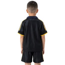 Shop des Spielers, Real Madrid Kinder-Set 1998/00, Real Madrid Trikot Kinder Schwarz, Real Madrid Auswärtstrikot Retro, Real Madrid Shorts Schwarz, Fußball Trikot Real Madrid Schwarz, Real Madrid 98/00 Trikot Kinder, Königliche Kinder-Set Retro, Fußball-Shop Real Madrid, Real Madrid Retro-Kollektion Kinder, Real Madrid Set Schwarz, Madrid Kindertrikot 2000.