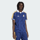 Real Madrid Polohemd 2026 2027 Herren dunkelblau 1.1 Premium Qualität Shop des Spielers Madrid Lifestyle Polo La Liga, Real Madrid Polo, Madrid Trikot 2026, Dunkelblaues Real Madrid Polo, Real Madrid Freizeit, Real Madrid Polo kaufen, 1.1 Qualität Madrid, Madridista Fanartikel, Real Madrid Herren Polo, Fußball Polo Madrid blau.