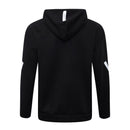 Real Madrid Trainingsanzug 2025/26 Jacke und Hose Schwarz mit Kapuze - Real Madrid, Real Madrid Trainingsanzug, 2025/26, Real Madrid Jacke, Sportbekleidung, Trainingsanzug Herren, Shop des Spielers, Fan-Version, Real Madrid Fanartikel, Trainingsset, Real Madrid Schwarz