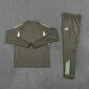 Shop des Spielers, Real Madrid Trainingsanzug, Real Madrid 25/26, Real Madrid Trikot Herren, Real Madrid Trainingsanzug Grau, Real Madrid Sportanzug, Trainingsanzug Herren Grau, Real Madrid 2026, Fußball Trainingsanzug, Real Madrid Fan-Version, Real Madrid Trainingskleidung, Real Madrid Shop, Trainingsanzug Herren, Real Madrid Grau.