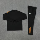 Real Madrid, Marvel, Real Madrid x Marvel, Trainingsanzug, 25/26, Herren, Schwarz, Limited Edition, Fußball Fanartikel, Real Madrid Kollektion, Shop des Spielers, Sportswear, Madridista