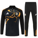 Real Madrid, Marvel, Real Madrid x Marvel, Trainingsanzug, 25/26, Herren, Schwarz, Limited Edition, Fußball Fanartikel, Real Madrid Kollektion, Shop des Spielers, Sportswear, Madridista