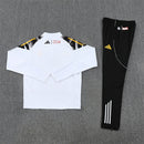 Real Madrid, Marvel, Real Madrid x Marvel, Trainingsanzug, 25/26, Herren, Weiß, Schwarz, Limited Edition, Fußball Fanartikel, Real Madrid Kollektion, Shop des Spielers, Sportswear
