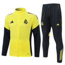 Real Madrid, Trainingsanzug, 25/26, Herren, Gelb, Schwarz, Jacke und Hose, Real Madrid Fanwear, Real Madrid Trainingsset, Fußball Fanartikel, Merengues Style, Shop des Spielers, Casual Sportswear