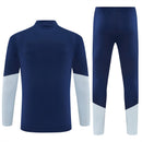 Shop des Spielers, Real Madrid Trainingsanzug, Real Madrid Set Marineblau, Real Madrid Fanartikel, Fußball Trainingsanzug Real Madrid, Real Madrid 26/27, Real Madrid Sportanzug, Trainingsjacke Real Madrid, Real Madrid Fanbekleidung, Fußball Lifestyle Madrid, Herren Trainingsset, Los Blancos Style