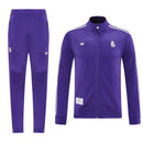 Shop des Spielers, Real Madrid Trainingsanzug 25/26, Real Madrid Lila Trainingsanzug, Real Madrid Sportanzug Herren, Real Madrid Jacke Hose, Fußball Trainingsanzug, Real Madrid Trainingsset, Performance Sportbekleidung, Real Madrid 2026, Trainingsanzug Herren Lila, Königliche Trainingskleidung, Real Madrid Fanshop, Sportanzug Real Madrid.
