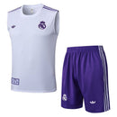 Real Madrid Trainingsset 2025 2026 weißes Tanktop und lila Shorts 1.1 Premium Qualität Shop des Spielers Real Madrid Training Kit White Purple, Real Madrid Trainingsset 2025, Real Madrid Tanktop weiß, Real Madrid Shorts lila, Real Madrid Set 25/26, Fußball Trainingsset weiß lila, 1.1 Qualität Real Madrid, Mbappé Training, Madrid Fanshop Deutschland, Fußball Set La Liga.