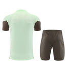 Shop des Spielers, Real Madrid Trainings-Set, Real Madrid 25/26, Real Madrid Trikot Grün, Real Madrid Training, Trainings-Set Herren, Real Madrid Shorts, Fußball Trainingsset, Real Madrid 2026, Real Madrid Sport-Set, Real Madrid Fanausrüstung, Trainingskleidung Real Madrid.