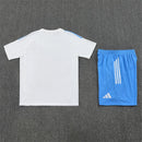 Shop des Spielers, Real Madrid Trainings-Set, Real Madrid 25/26, Real Madrid Trikot Herren, Real Madrid Training Weiß Blau, Real Madrid Shorts, Trainings-Set Herren, Real Madrid 2026, Fußball Trainingsset, Real Madrid Fan-Version, Real Madrid Trainingskleidung, Real Madrid Shop, Trainingsset Herren Weiß.