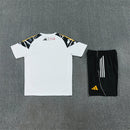 Real Madrid, Marvel, Real Madrid x Marvel, Trainingsset, 25/26, Herren, Trikot, Shorts, Limited Edition, Weiß, Schwarz, Fußball Fanartikel, Madridista, Shop des Spielers