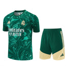 Real Madrid Trainingsset 2026 2027 Herren grün Trikot und Shorts 1.1 Premium Qualität Shop des Spielers Madrid Training Gear Green Edition, Real Madrid Trainingsset 2026, Madrid Gear grün, Real Madrid Trikot 26/27, Fußball Trainingsset Herren, 1.1 Qualität Real Madrid, Bellingham Training Madrid, Real Madrid Fanshop, Fußball Set grün weiß, Madrid Training Kit Limited.