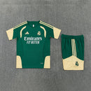 Real Madrid Trainingsset 2026 2027 Herren grün Trikot und Shorts 1.1 Premium Qualität Shop des Spielers Madrid Training Gear Green Edition, Real Madrid Trainingsset 2026, Madrid Gear grün, Real Madrid Trikot 26/27, Fußball Trainingsset Herren, 1.1 Qualität Real Madrid, Bellingham Training Madrid, Real Madrid Fanshop, Fußball Set grün weiß, Madrid Training Kit Limited.