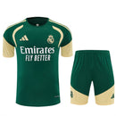 Real Madrid Trainingsset 2026 2027 Herren grün Trikot und Shorts 1.1 Premium Qualität Shop des Spielers Madrid Training Gear Green Edition, Real Madrid Trainingsset 2026, Madrid Gear grün, Real Madrid Trikot 26/27, Fußball Trainingsset Herren, 1.1 Qualität Real Madrid, Bellingham Training Madrid, Real Madrid Fanshop, Fußball Set grün weiß, Madrid Training Kit Limited.