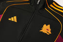 Shop des Spielers, AS Roma Trainingsanzug, AS Roma 25/26, AS Roma Trainingsanzug Schwarz, AS Roma Trainingsjacke, AS Roma Hose, AS Roma Sport-Set, Trainingsanzug Herren Roma, AS Roma 2026, Fußball Trainingsset, AS Roma Fan-Version, Trainingskleidung AS Roma, Giallorossi, Roma Shop.