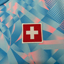 Schweiz Auswärtstrikot 2026 2027 Herren weiß 1.1 Premium Qualität Shop des Spielers Schweiz Nationalmannschaft Trikot Nati Away, Schweiz Trikot 2026, Schweiz Auswärtstrikot 26/27, Swiss Away Jersey, Schweiz Fußballtrikot kaufen, 1.1 Qualität Schweiz, SFV Trikot Herren, Nati Fanshop Deutschland, Fußball Geschenk Herren, WM 2026 Trikot Schweiz.