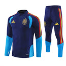 Spanien Trainingsanzug 2026 2027 Jacke Hose marineblau Herren, Shop des Spielers, Spanien Trainingsanzug, Spanien Anzug marineblau, La Roja Fanartikel, Fußball Trainingsanzug Spanien, Spanien 26/27, Spanien Trainingsset, Fußball Fan-Bekleidung, Herren Sportanzug Spanien.