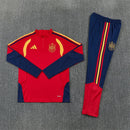 Shop des Spielers, Spanien Trainingsanzug, Spanien Set Rot Marineblau, La Roja Fanartikel, Fußball Trainingsanzug Spanien, Spanien 26/27, Spanien Sportanzug Herren, Trainingsjacke Spanien, RFEF Fanbekleidung, Fußball Lifestyle Spanien, Herren Trainingsset.