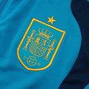 Shop des Spielers, Spanien Trainingsjacke, Spanien Jacke Hellblau, La Roja Fanartikel, Fußball Trainingsjacke Spanien, Spanien 26/27, Spanien Sportjacke Herren, RFEF Fanbekleidung, Fußball Lifestyle Spanien, Herren Trainingsjacke Spanien, Fußball Fan-Outfit.